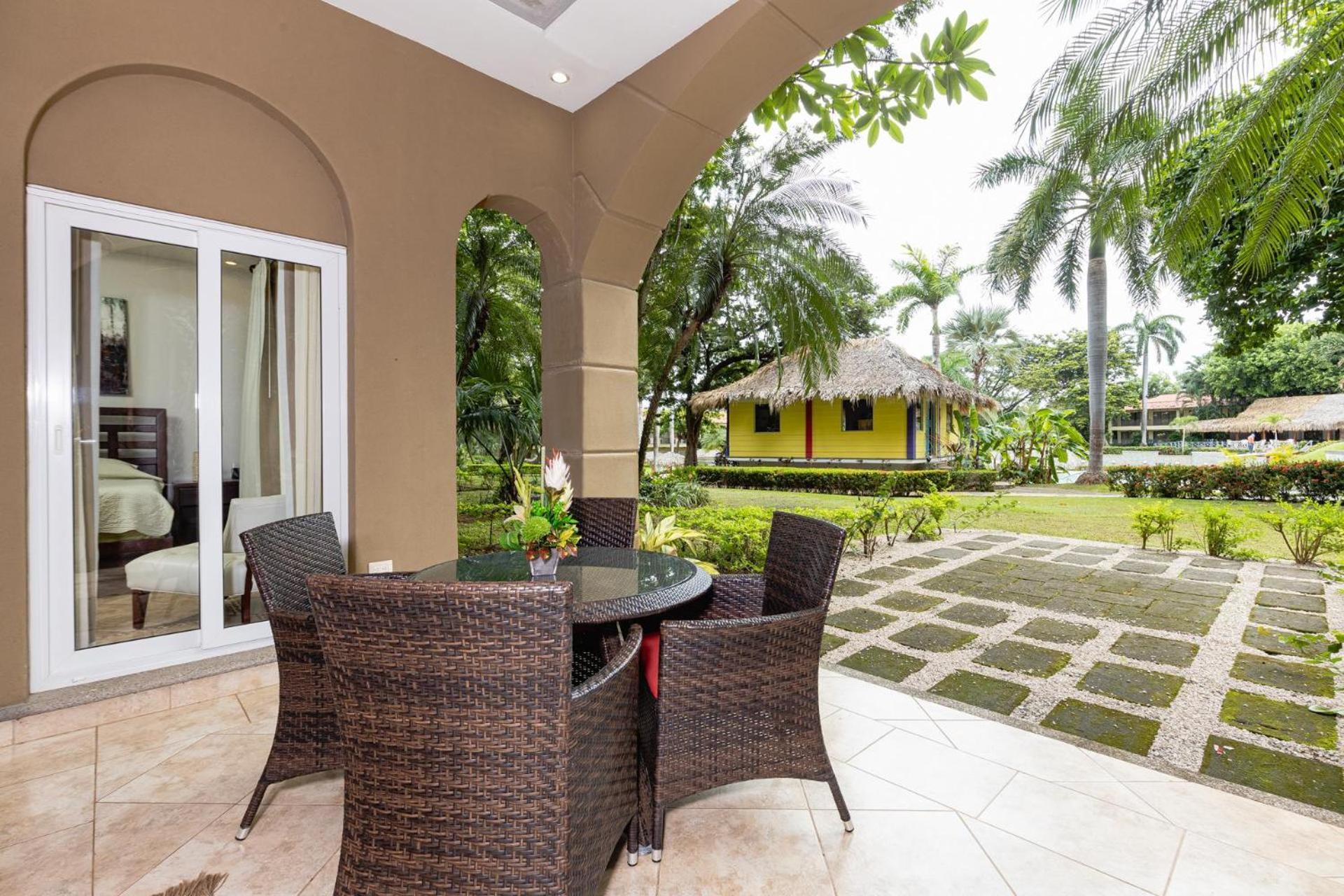 Matapalo 103- 2 Bedroom Poolside Condo At Tamarindo Extérieur photo